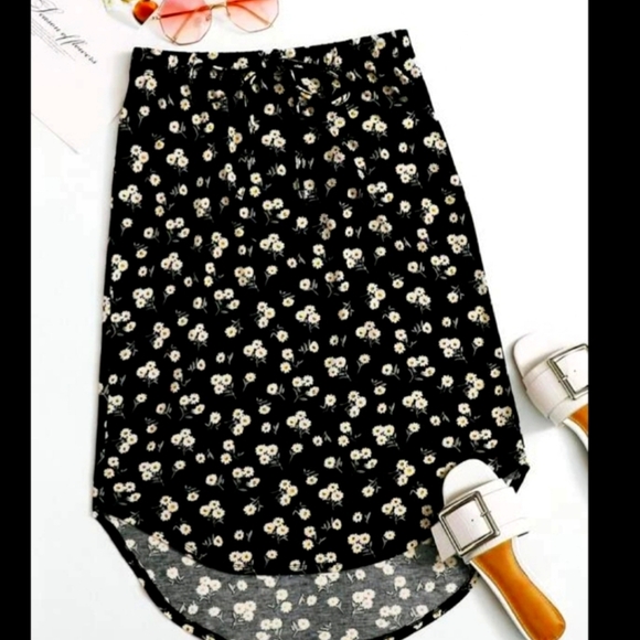 Shein curve Girly high low daisy skirt 2X - Picture 1 of 9